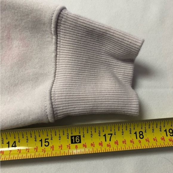 VERY Pale Pink/White Tye Dye Fuzzy Hoodie Size Small - Picture 7 of 9